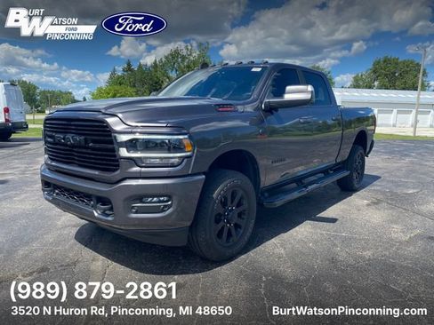 Used 2021 RAM 2500 Big Horn w/ Level 2 Equipment Group AWD/4WD image 1