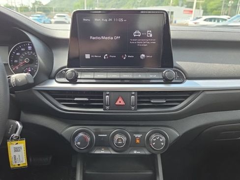 Used 2024 Kia Forte LXS FWD image 13