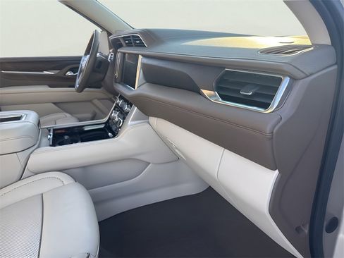 Used 2022 GMC Yukon Denali image 18
