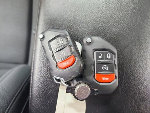 Used 2021 Jeep Wrangler Unlimited Sport AWD/4WD image 31