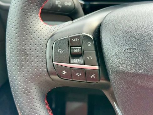 Used 2024 Ford Escape ST-Line Elite w/ Premium Technology Package AWD/4WD image 17