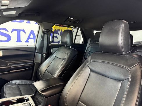 Used 2020 Ford Explorer Limited image 10