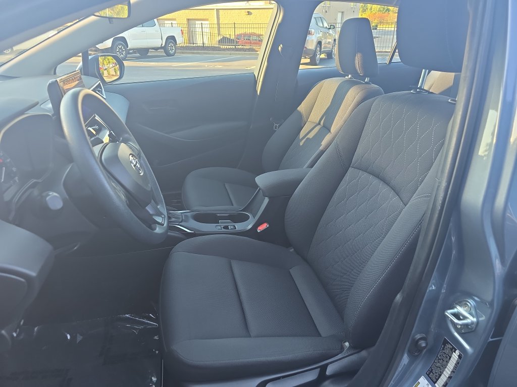 Used 2024 Toyota Corolla LE FWD image 15
