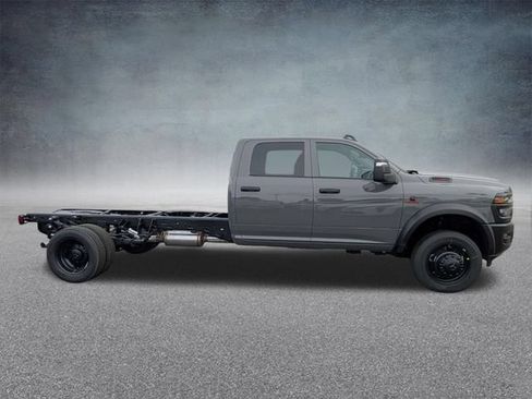 New 2026 RAM 5500 Tradesman AWD/4WD image 2