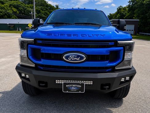 Used 2021 Ford F250 XLT w/ XLT Value Package AWD/4WD image 2