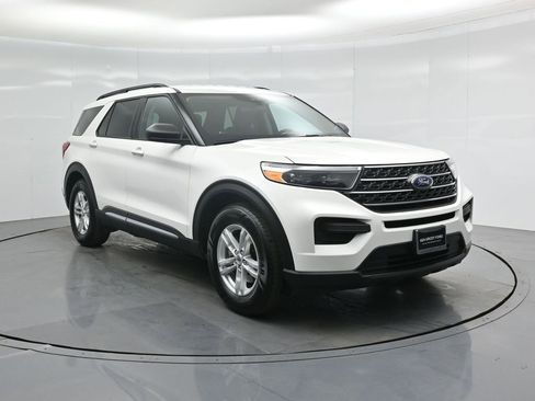 Certified 2022 Ford Explorer XLT image 59