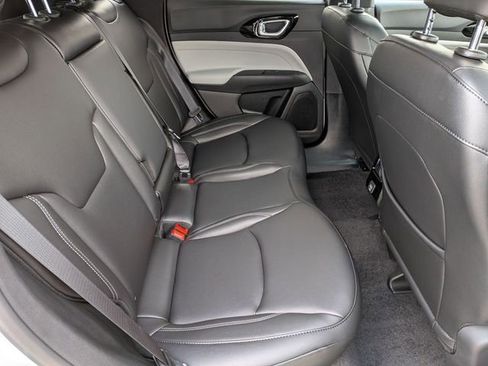 New 2026 Jeep Compass Limited image 28