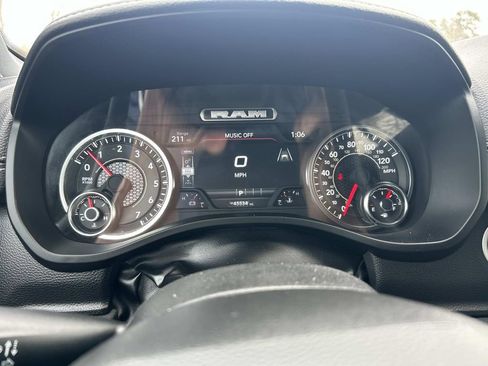 Used 2025 RAM 1500 Laramie image 21