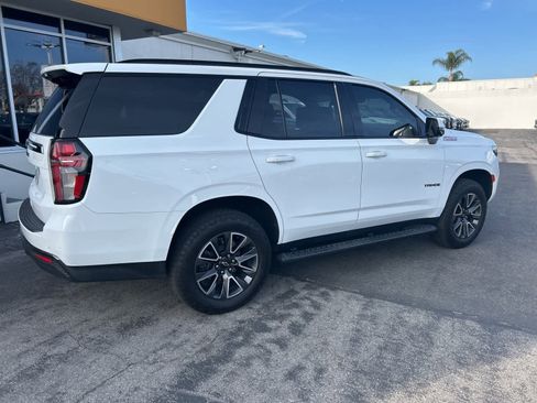 Used 2022 Chevrolet Tahoe Z71 w/ Luxury Package image 9