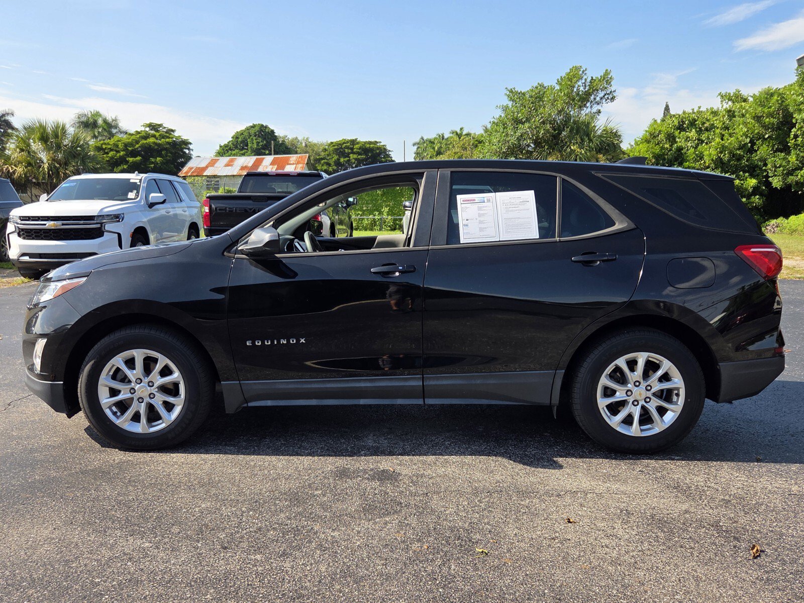 Certified 2020 Chevrolet Equinox LS FWD image 2