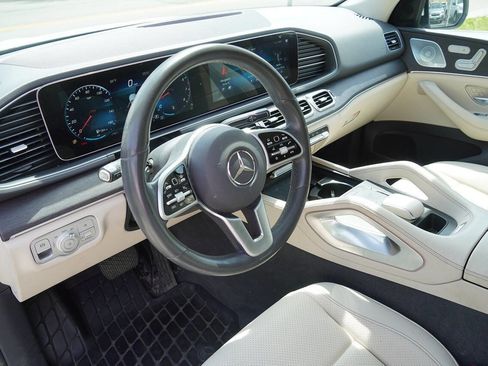 Used 2020 Mercedes-Benz GLE 350 4MATIC image 18