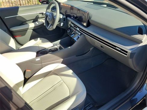 New 2026 Hyundai Sonata SEL image 16