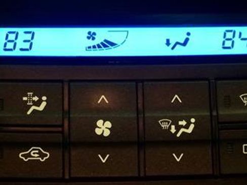 Used 2017 Toyota RAV4 SE image 18