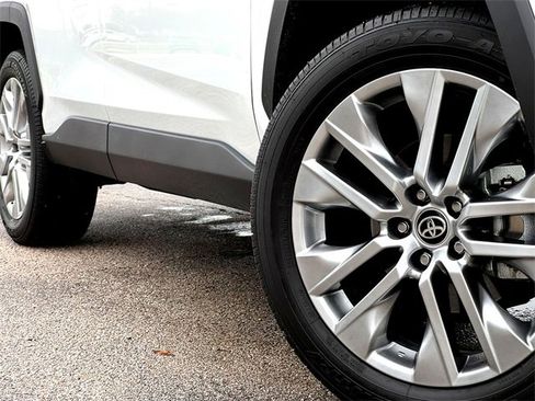 Used 2024 Toyota RAV4 XLE Premium image 2