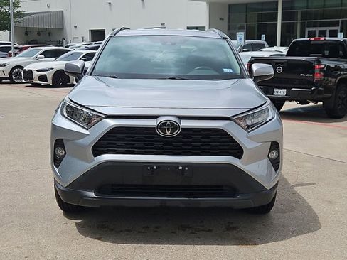 Used 2021 Toyota RAV4 XLE image 2