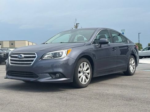 Used 2016 Subaru Legacy 2.5i Premium AWD/4WD image 3