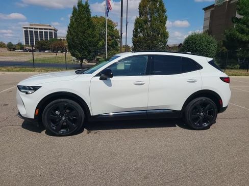 Used 2023 Buick Envision Preferred w/ Sport Touring Package AWD/4WD image 3