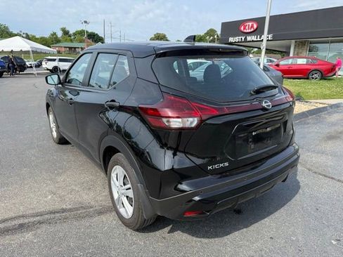 Used 2025 Nissan Kicks Play S FWD image 6