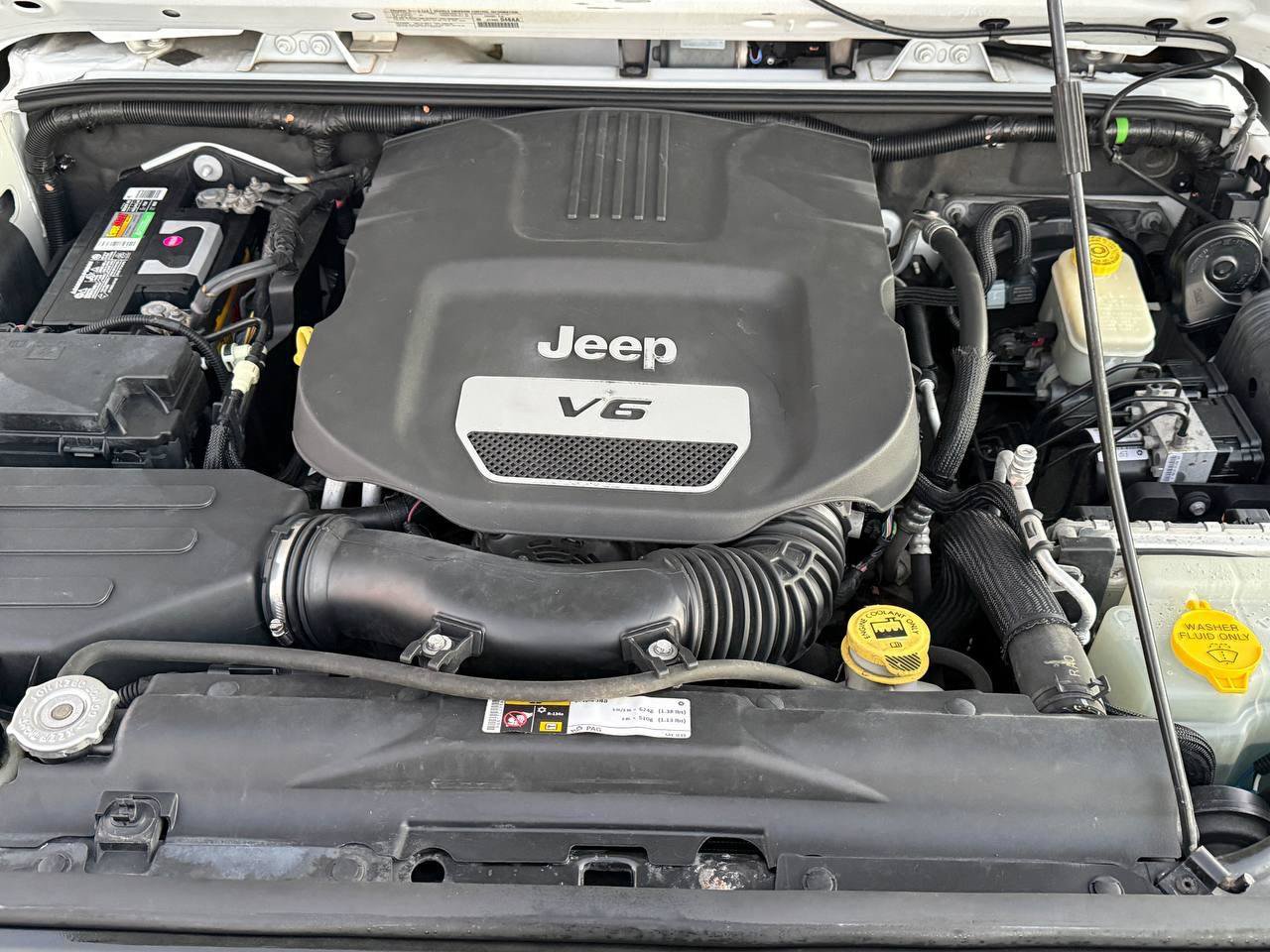 Used 2014 Jeep Wrangler Unlimited Sport w/ Quick Order Package 24S AWD/4WD image 49