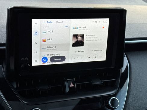 Used 2024 Toyota Corolla Cross SE image 18