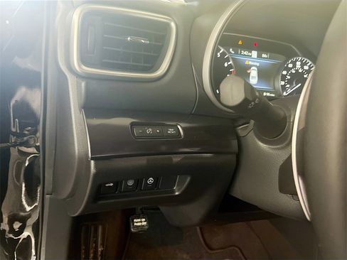 Used 2023 Nissan Maxima SR w/ Sport Mat Group image 10