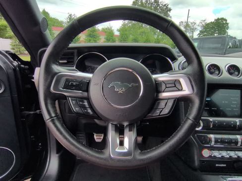 Used 2017 Ford Mustang GT Premium w/ GT Performance Package RWD image 21