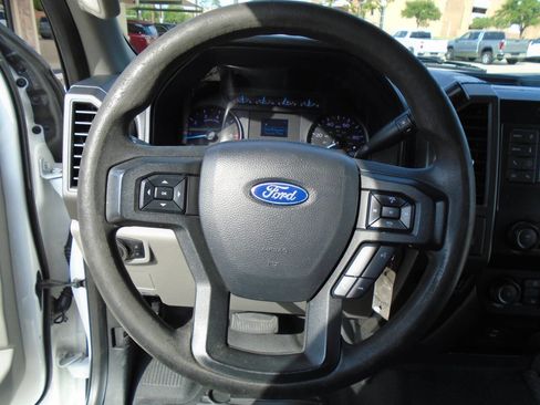 Used 2020 Ford F250 XL w/ Power Equipment Group image 12