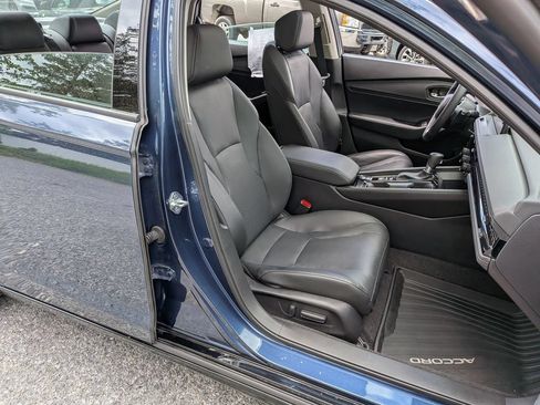 Used 2023 Honda Accord Touring image 19