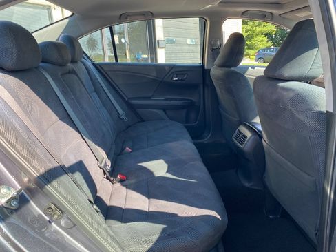 Used 2016 Honda Accord EX image 27