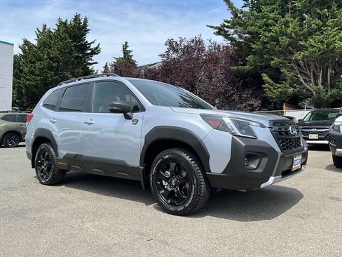 Certified 2025 Subaru Forester Wilderness AWD/4WD image 3