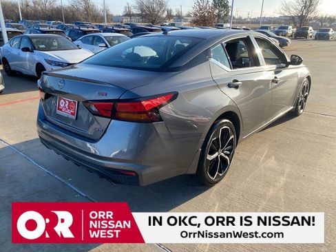 Used 2025 Nissan Altima 2.5 SR image 5