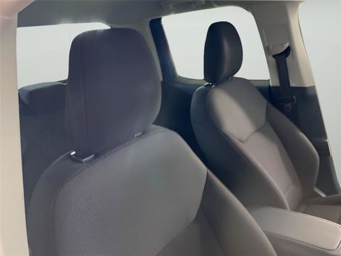 Used 2024 Ford Maverick XL FWD image 36