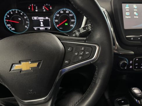 Used 2018 Chevrolet Equinox LT AWD/4WD image 19