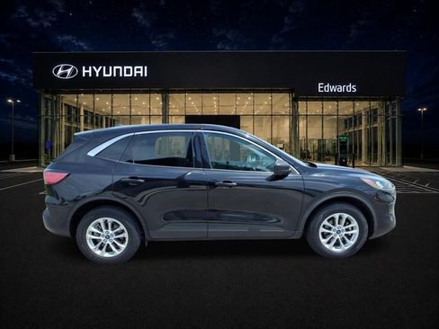 Used 2021 Ford Escape SE w/ Cold Weather Package AWD/4WD image 6