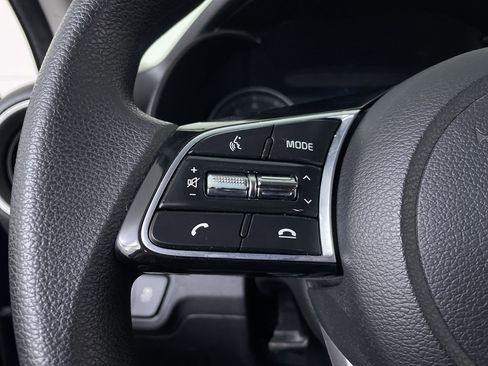 Used 2020 Kia Forte LXS image 24