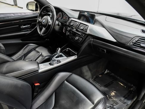 Used 2015 BMW M4 Coupe image 17