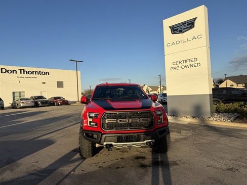 Used 2019 Ford F150 Raptor w/ Equipment Group 802A Luxury image 8