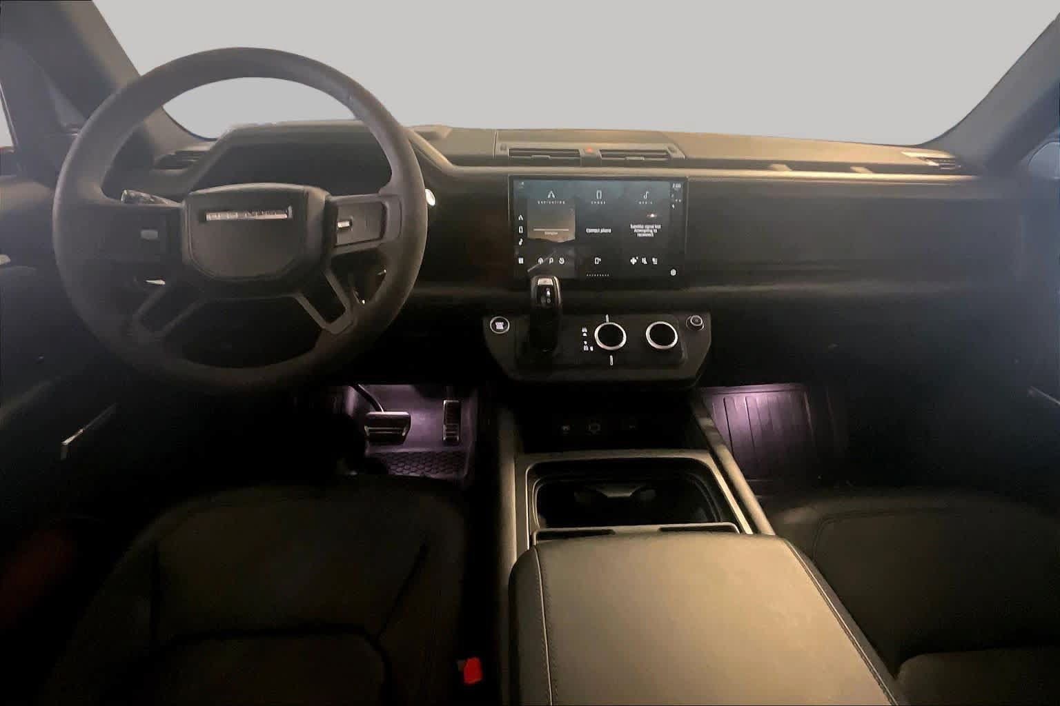 Used 2023 Land Rover Defender 110 V8 AWD/4WD image 13