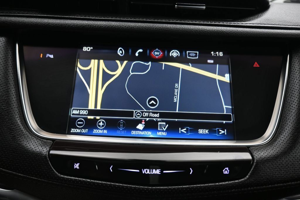 Used 2018 Cadillac XT5 Luxury w/ Driver Awareness Package FWD image 21