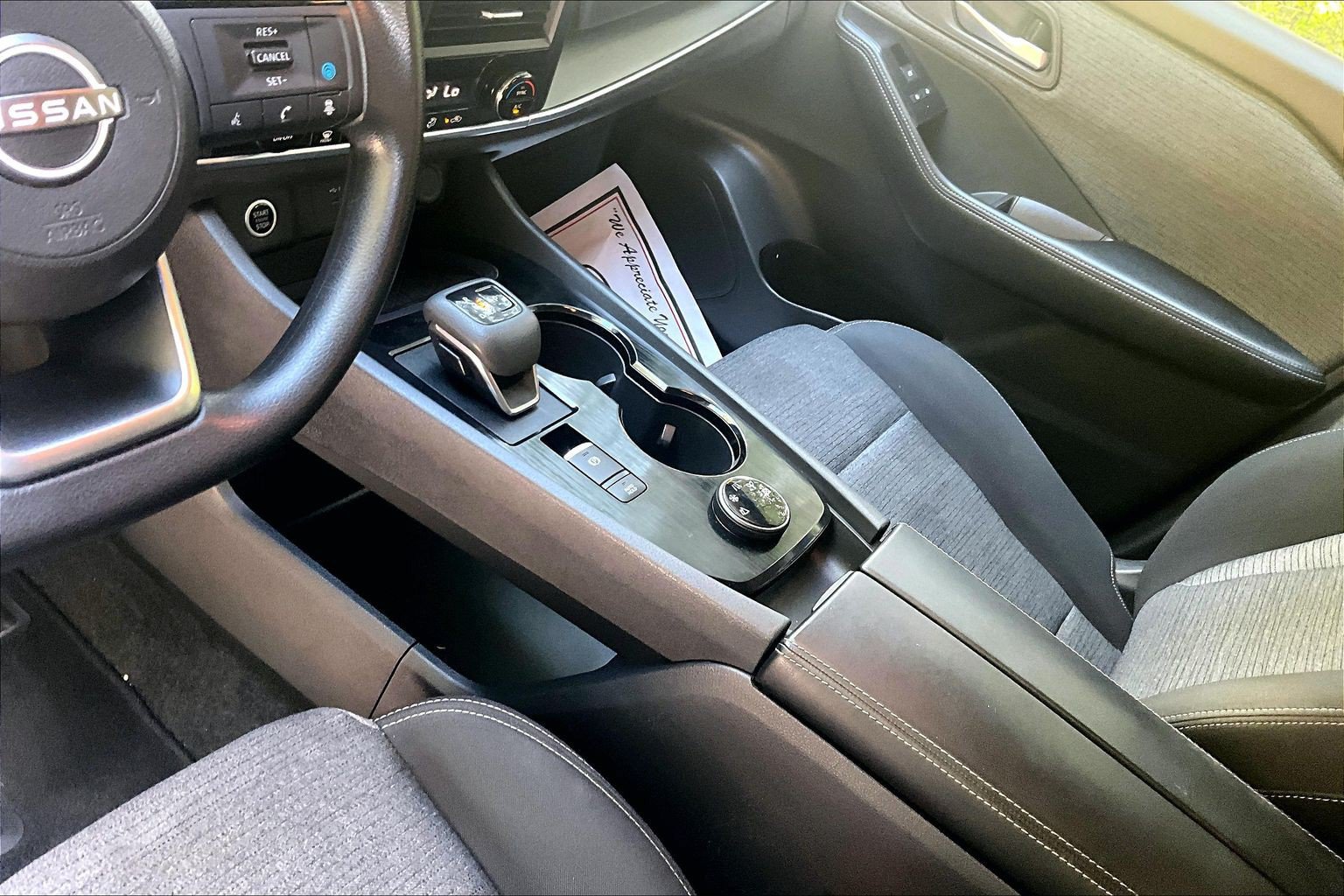 Used 2023 Nissan Rogue SV AWD/4WD image 20