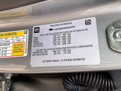 Used 2025 Chevrolet Tahoe LT image 33