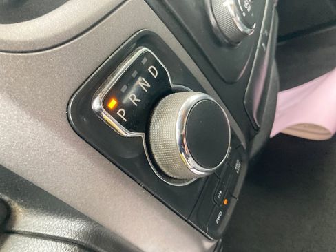 Used 2017 RAM 1500 Express w/ Express Value Package image 28