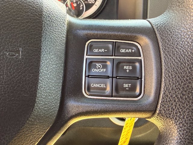 Used 2018 RAM 1500 Classic SLT AWD/4WD image 13