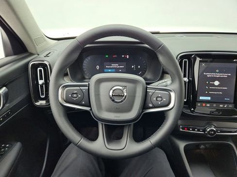 New 2026 Volvo XC40 B5 Plus w/ Protection Package Premier image 21