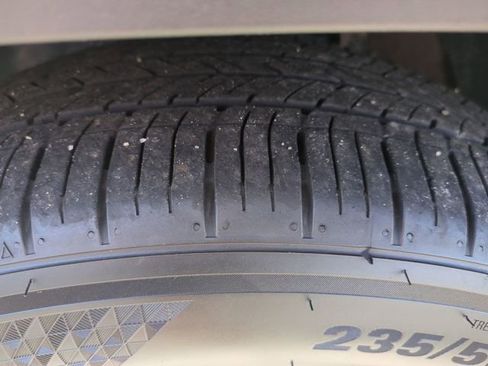 Used 2022 Hyundai Tucson Limited image 11