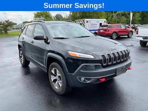 Used 2016 Jeep Cherokee Trailhawk AWD/4WD image 9