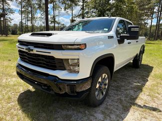 New 2026 Chevrolet Silverado 2500 Custom w/ Custom Value Package AWD/4WD video 1