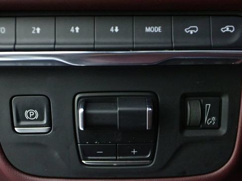 Used 2025 Cadillac Escalade Sport w/ Touring Package AWD/4WD image 25