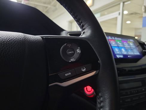 Certified 2022 Honda Pilot Touring image 24