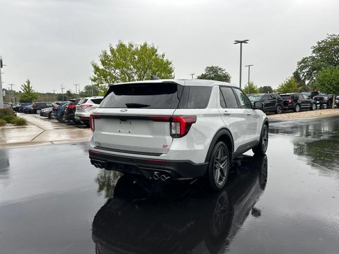 New 2027 Ford Explorer ST w/ Sun And Sound Package AWD/4WD image 6